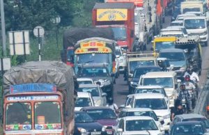 किसानों ने फिर किया Jalandhar- फगवाड़ा Highway जाम, जाम में फंसे लोग