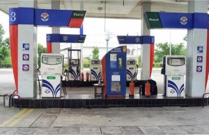 LPG Cylinder Price: त्योहारों से पहले महंगा हुआ LPG Gas Cylinder, नए रेट जारी