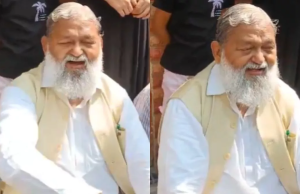 जब singer बन गए Anil Vij, Mohammad Rafi के गाने की तर्ज पर गाया ये गाना; देखें VIDEO