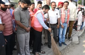 Jalandhar पहुंचे कैबिनेट मंत्री Ravjot Singh ने शुरू किया स्वच्छ Punjab अभियान, लोगों से की ये अपील