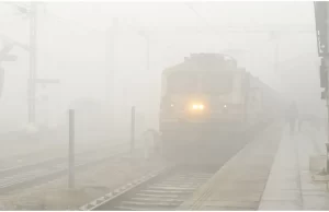 अलर्ट! 10 राज्यों में भीषण ठंड, 9 राज्यों में बारिश-ओलावृष्टि की चेतावनी, दिल्ली-NCR में कैसा मौसम