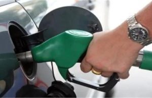 Petrol- Diesel हुआ सस्ता, देखें किन शहरों में सस्ता हुआ तेल