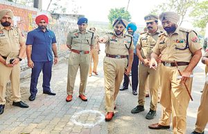 Amritsar में Encounter के बाद 3 लुटेरे गिरफ्तार, पुलिस की गोली लगने से एक घायल; पिस्तौल बरामद