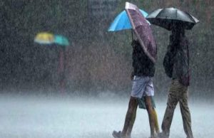 Punjab Weather: पंजाब में बदला मौसम का मिजाज: 16 जिलों में बारिश का अलर्ट, गर्मी से मिली राहत