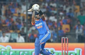 वाइजैग में खूब चलता है Suryakumar Yadav का बल्ला, Rohit-Virat वाला कारनामा करने का मौका
