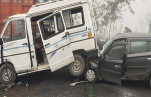 Gurdaspur Accident: ट्रक से टकराई स्कूल वैन, करीब 9 टीचरों को आई गंभीर चोटें