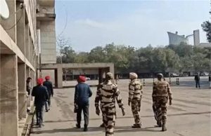 Punjab CM Office और Chandigarh Court को बम उड़ाने की धमकी, मौके पर भारी पुलिस बल तैनात