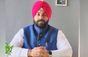 Education Minister हरजोत सिंह बैंस ने BPEO को किया Suspends; Teachers को Notice जारी