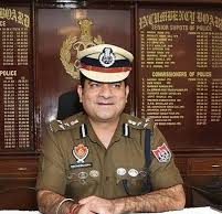 लुधियाना में 13 पुलिस अफसरों को नोटिस जारी: 3 एसीपी और कई इंस्पेक्टर शामिल, कारोबारी से ठगी के केस में बरती गई लापरवाही