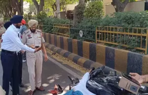 जालंधर में बस-बाइक में टक्कर, एक व्यक्ति की मौत:चुनमुन मॉल के पास हुआ हादसा, ड्राइवर फरार; पुलिस और रोडवेज अधिकारी मौके पर पहुंचे