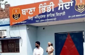 Amritsar में परिवार ने पुलिस पर किया पथराव, थाना धमाके के संदिग्ध को छुड़ाने के लिए आए थे 10 लोग