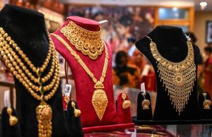 Gold-Silver Price: सोने-चांदी की कीमतों में आज भी गिरावट जारी, जानें आपके शहर के ताजा रेट