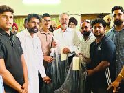 Punjab सेहत मंत्री Dr Balbir Singh ने ग्रामीण इलाकों के युवाओं को 200 खेल किट बांटी