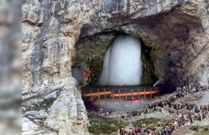 Shri Amarnath Yatra: श्री राम मंदिर से यात्रा का जत्था रवाना, चप्पे-चप्पे पर सुरक्षा बल तैनात