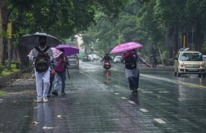 Punjab Weather Update: पंजाब के 8 जिलों में भारी बारिश का अलर्ट, जानें अगले 3 दिनों का हाल