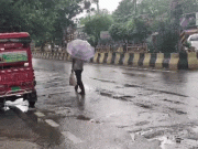 Jalandhar में झमाझम बारिश से सड़कों पर जलभराव:तापमान में आई गिरावट, गर्मी-उमस से मिली राहत; मौसम विभाग का ऑरेंज अलर्ट