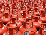 LPG Gas Cylinder Price: दिवाली से पहले इतने घटे गैस सिलेंडर के दाम, बुकिंग से पहले चेक करें नए रेट