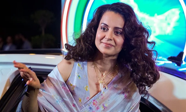 18_32_368211224kangna-1
